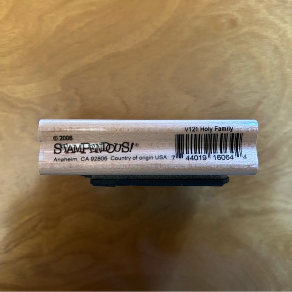 Stampendous! Holy Family stamp - Picture 2 of 3